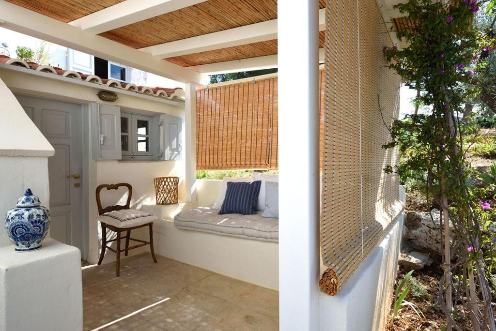 The Dutch Suite, Romantic Boutique Guesthouse ポルト・ヘリ エクステリア 写真